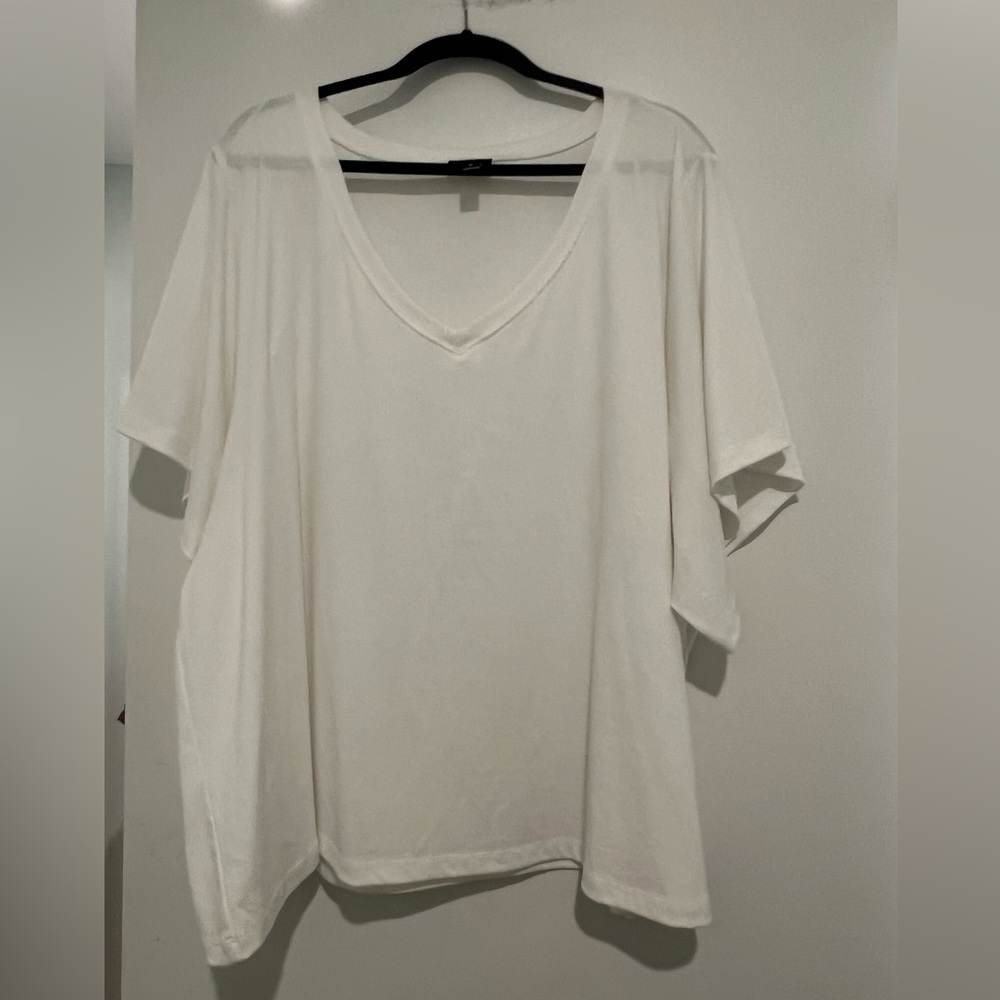 Oak & Trellis 3XL White V-Neck Short Sleeve Tee
